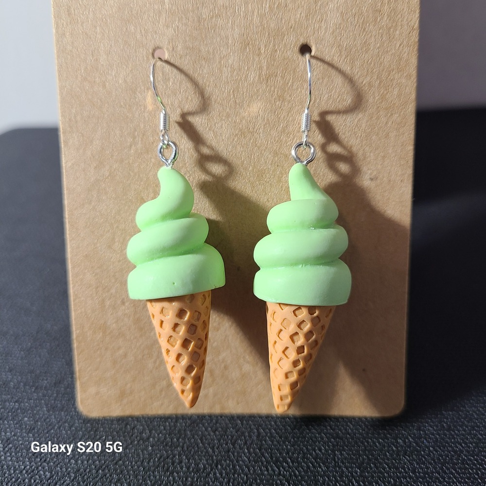 Handmade Cute Ice Cream Cone Earrings Funky‎ Food Dangle Women Girls NWOT